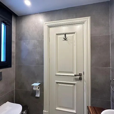 Falcon With Swimming Pool And Great Views In Yalikavak * بودروم