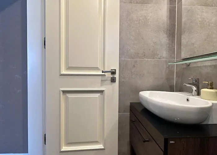 Villa Falcon With Swimming Pool And Great Views In Yalikavak Bodrum