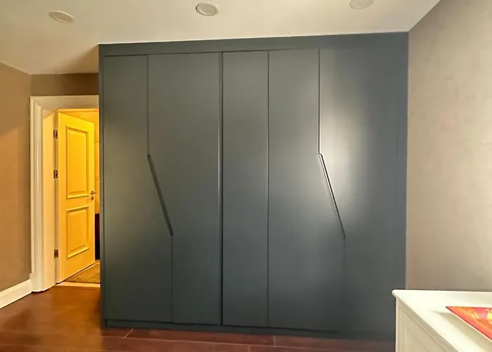 Falcon With Swimming Pool And Great Views In Yalikavak *